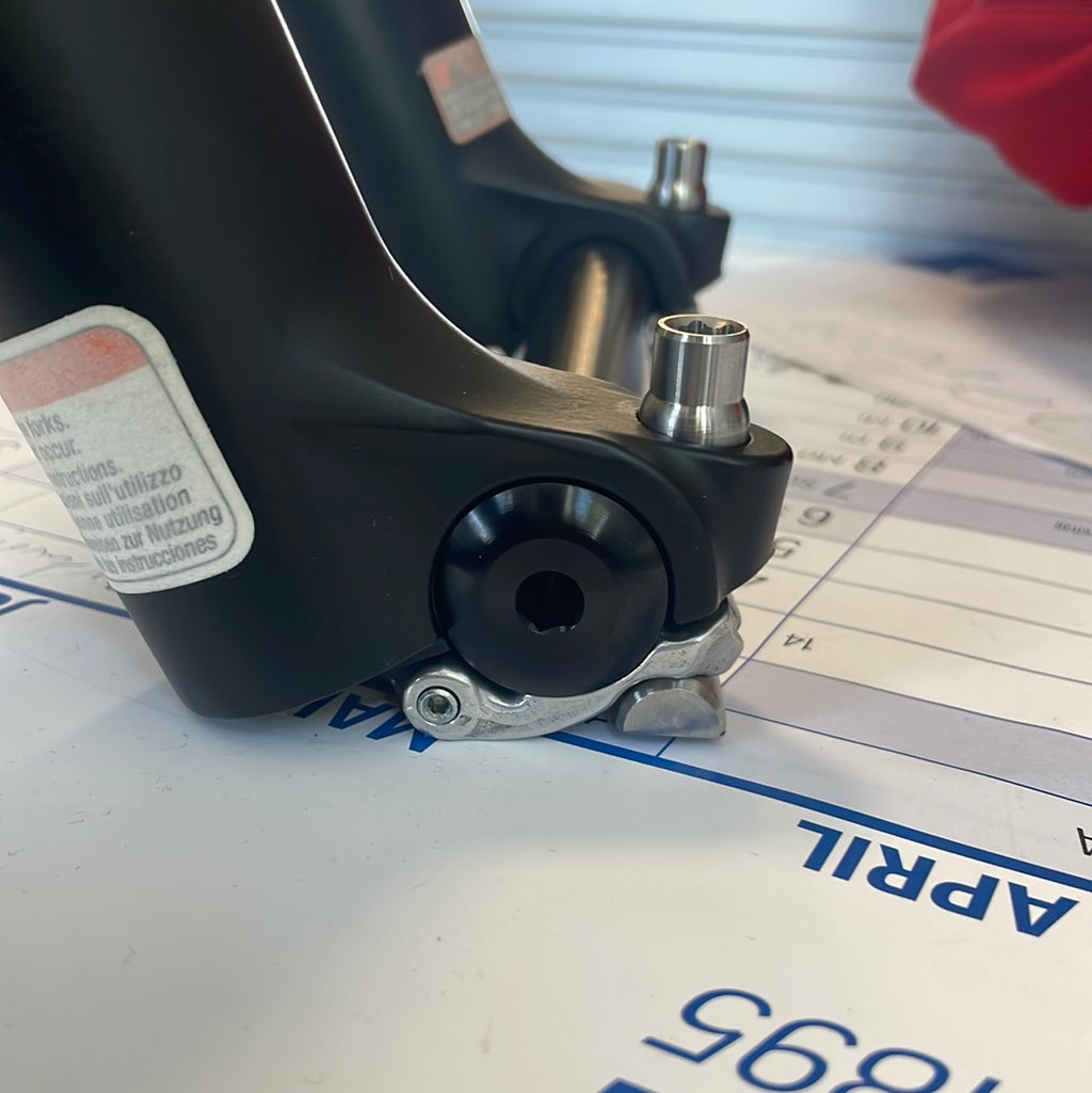 FORK AXLE QR20 - KIT 2004