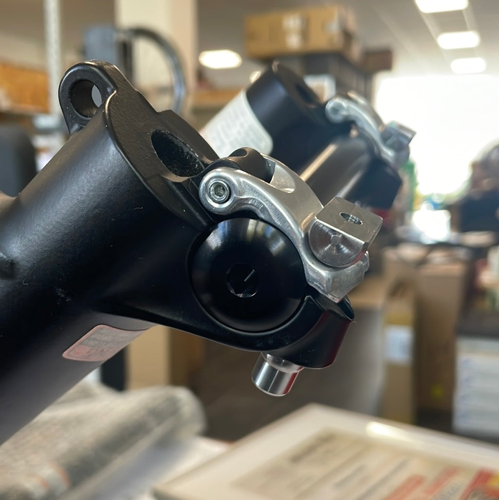 FORK AXLE QR20 - KIT 2004