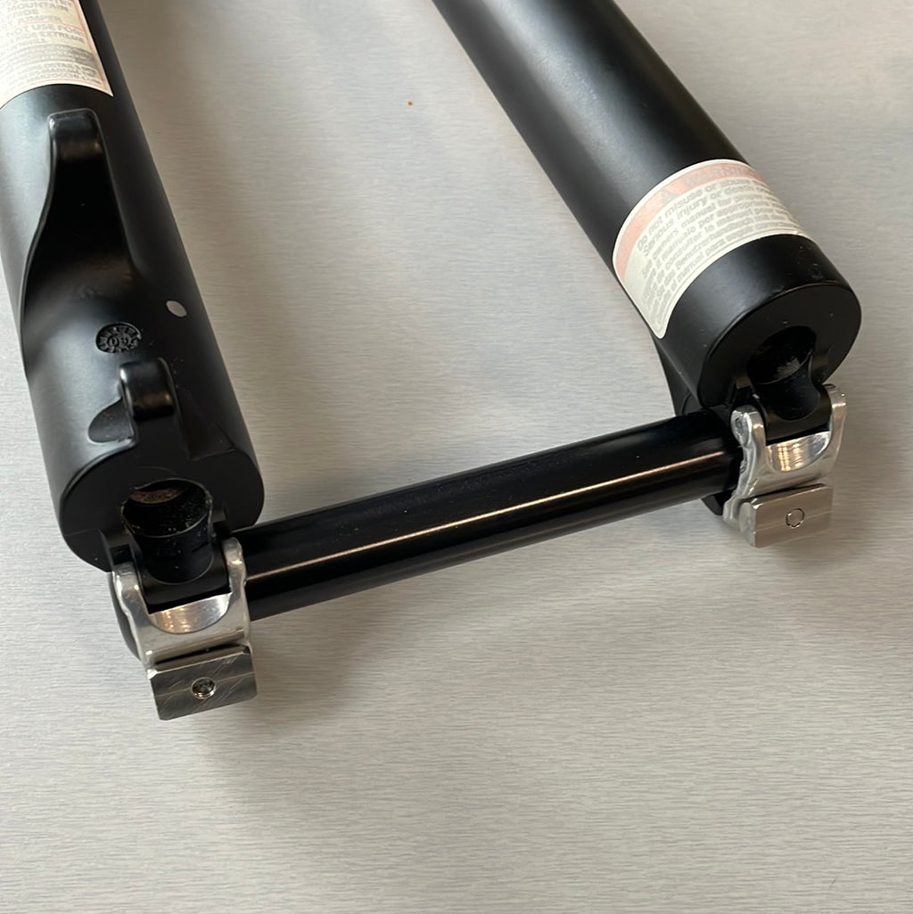 Lower leg MONOLI MTB'03 D.32 QR20 2,8P FLAT BLK83 - BSB Bicycle Suspension Berlin