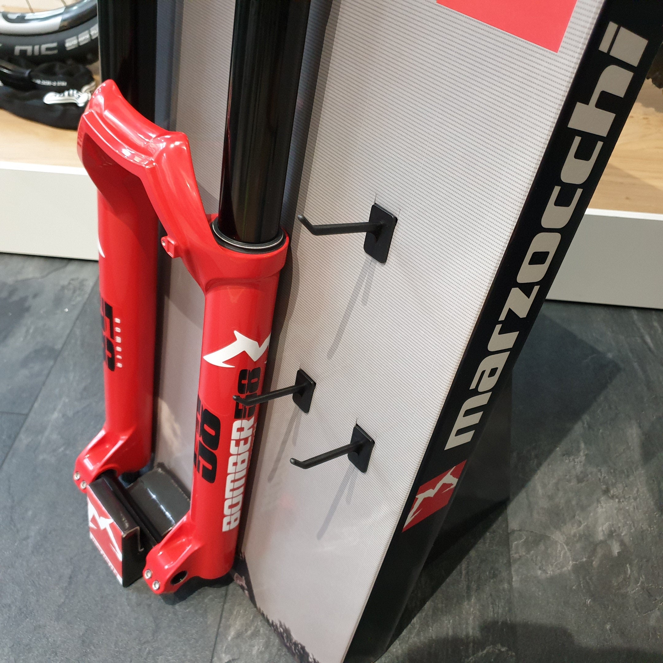 Fork holder, black for all Marzoccchi Forks