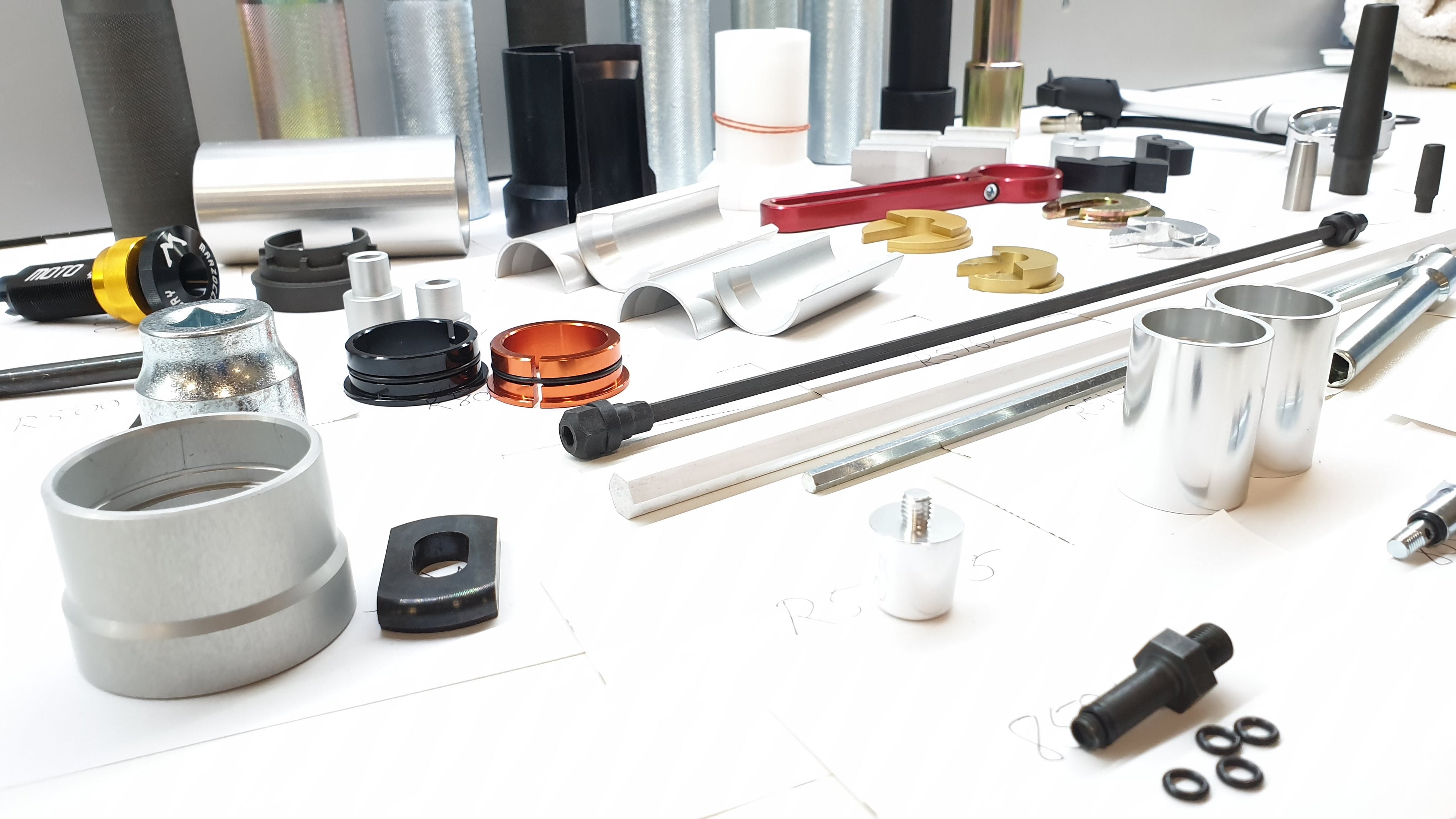 Marzocchi Mountainbike workshop tools assortment cases bundles