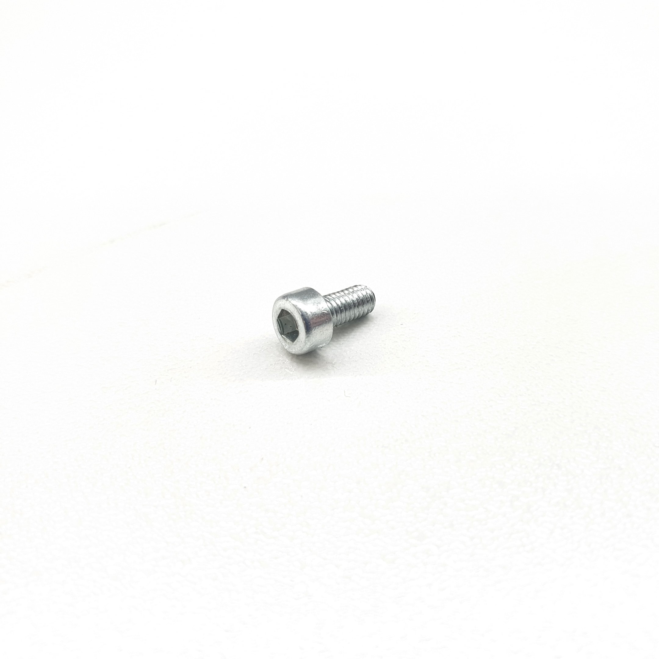 SCREW TCE M3X6 5931 LISCIA