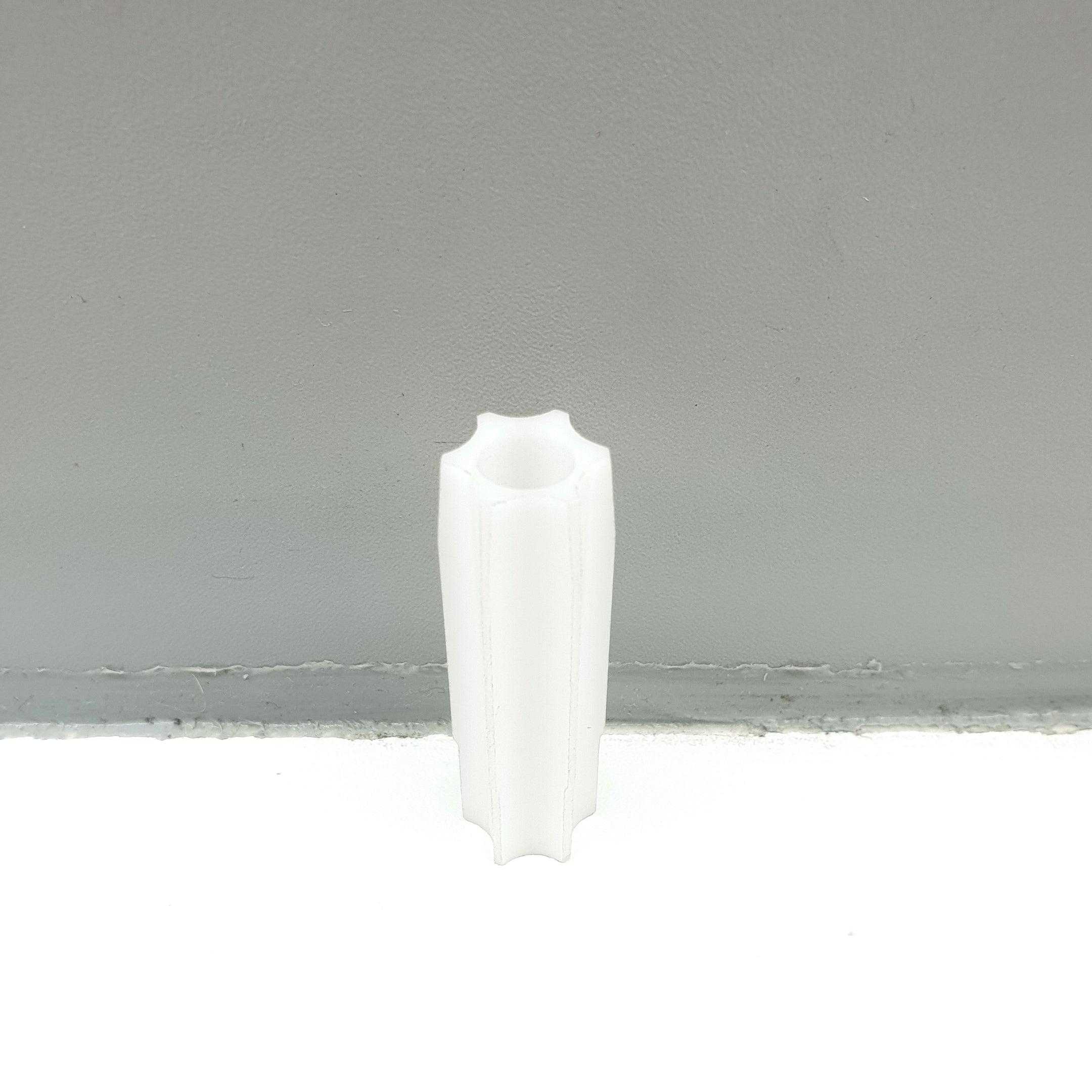 TUB.TO PREC.22X2X40  PVC