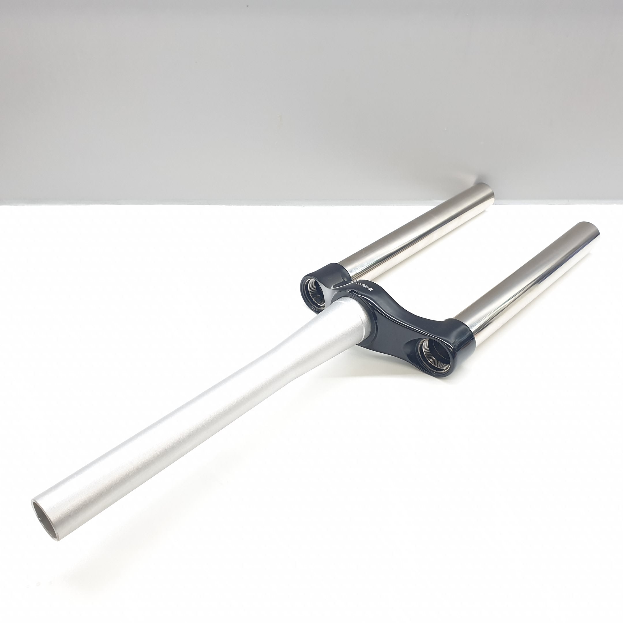 CSU XC 32NKL120/TT/ALTPR/GBLK/29IN/320 - BSB Bicycle Suspension Berlin