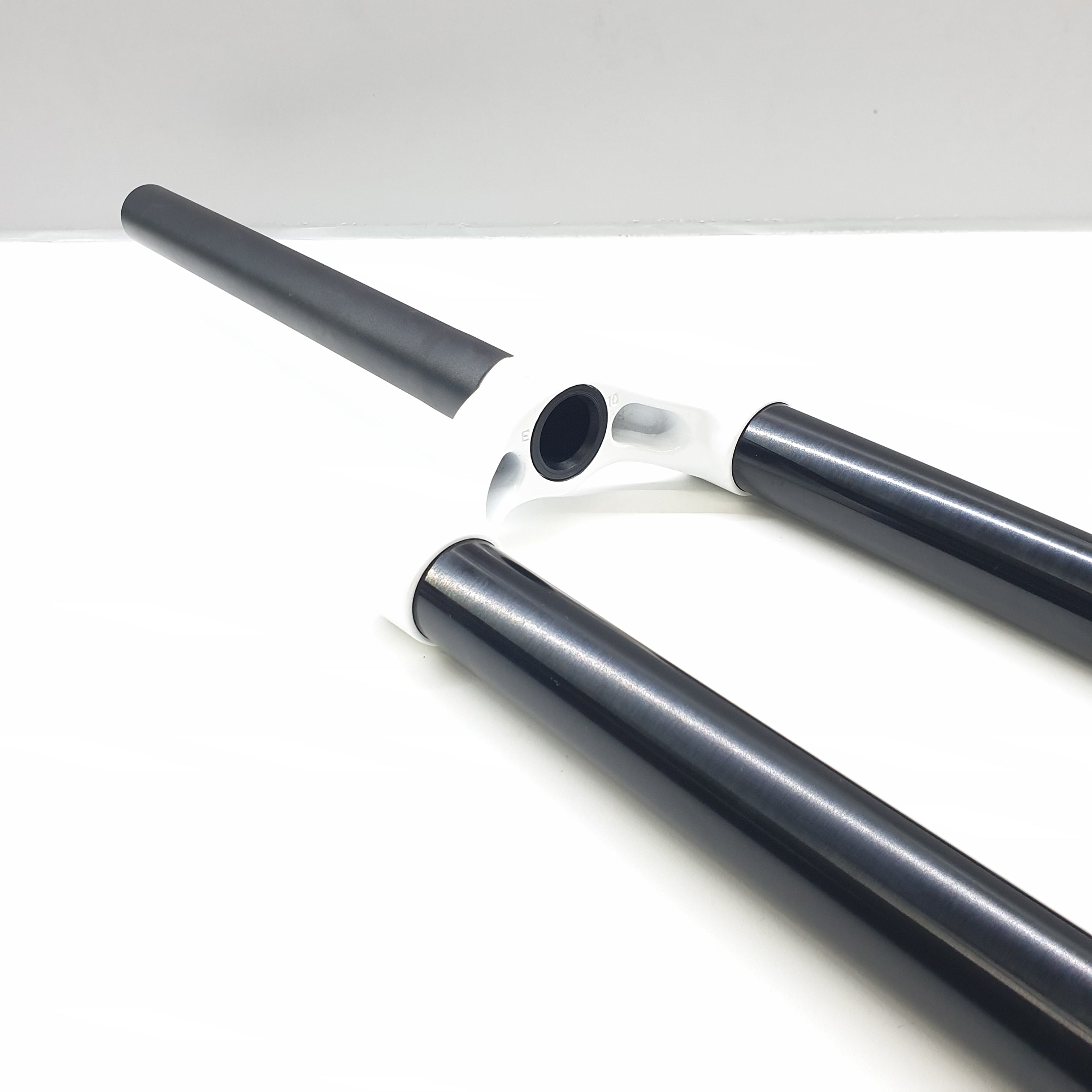 CSU XC 32BLK120/TS/ALSTR/GWHT/26/CORSA # - BSB Bicycle Suspension Berlin