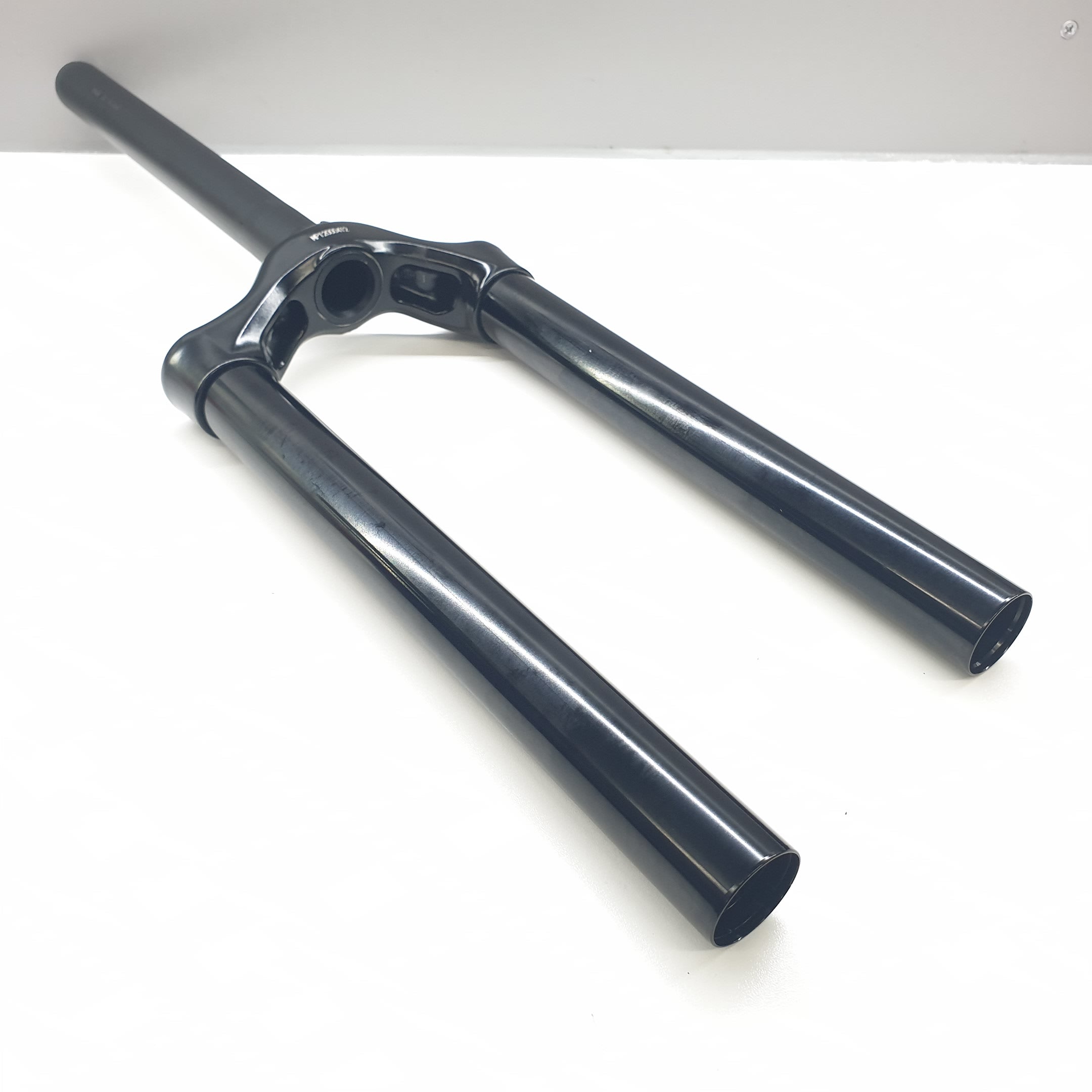 CSU XC 32BLK120/TS/ALSTR/BLK/29IN LR - BSB Bicycle Suspension Berlin