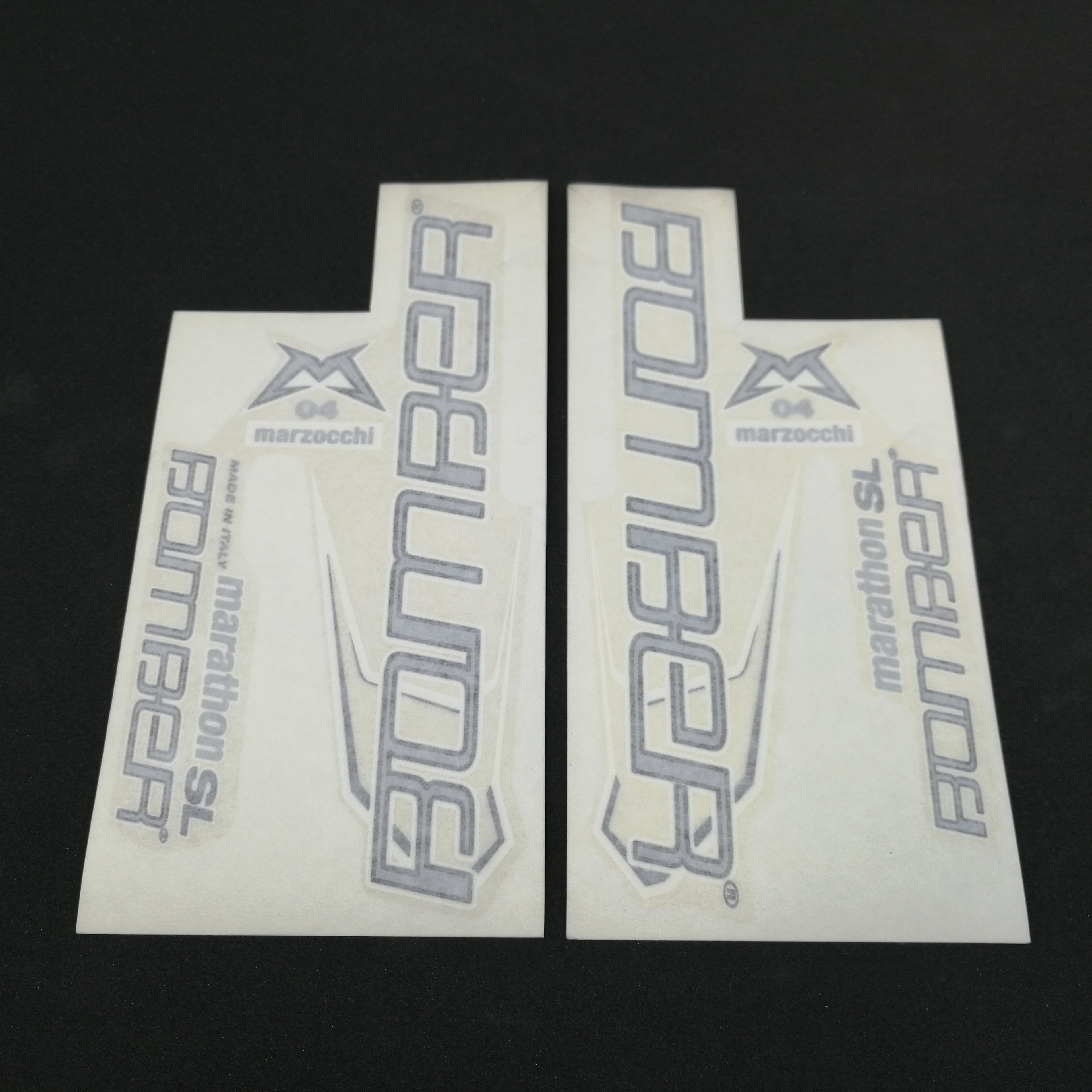 RH+LH LABELS MARAT.S 04-SILVER
