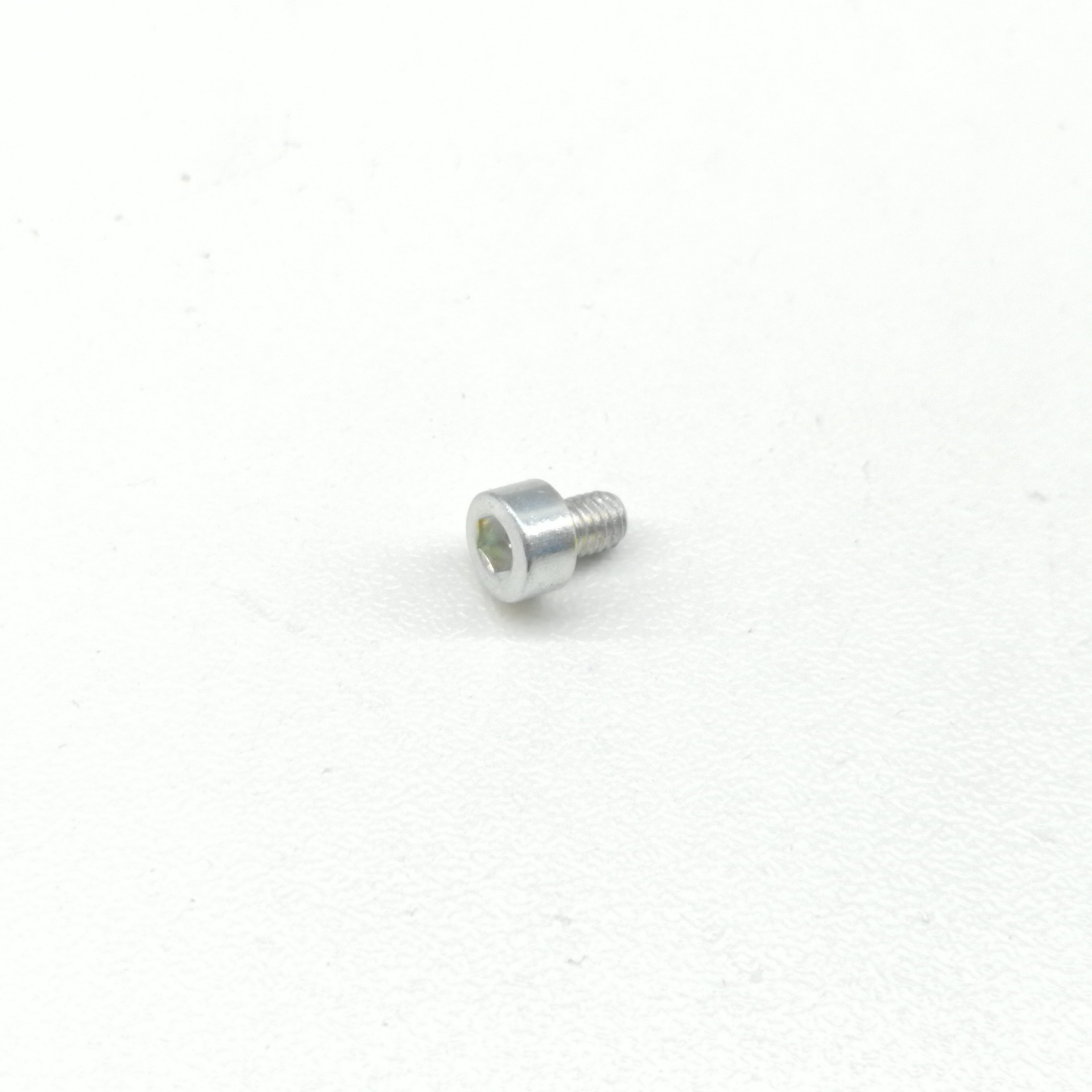 SCREW TCE M3X4 5931 LISCIA